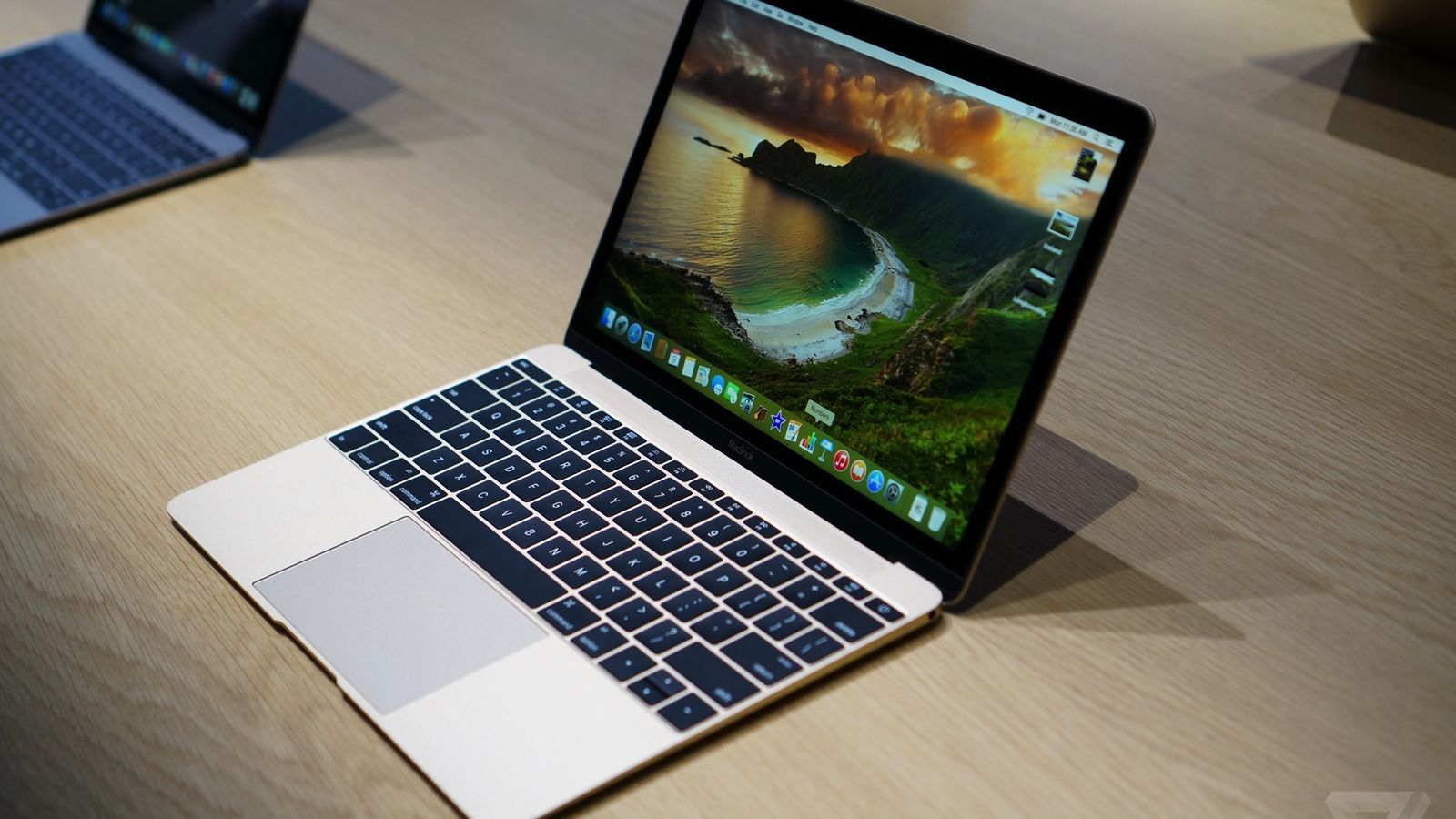 2017 macbook air new