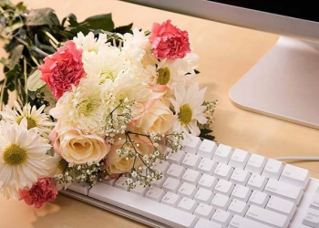 Advantages of Buying Flowers Online