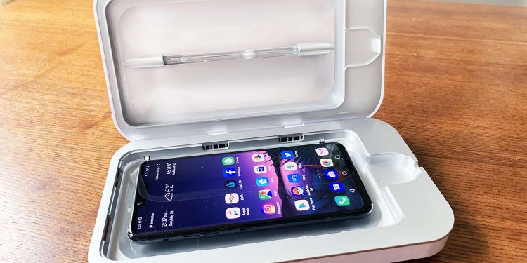 UV Phone Sanitizer: A Must-Have Mobile Accessory