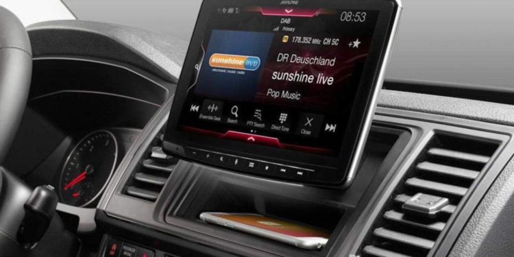 What are the Benefits of a Car Touch Screen Radio