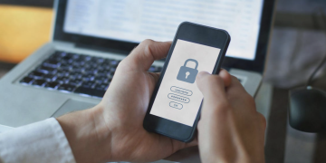 How to keep personal information safe while using your mobile phone
