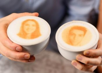How do you Make Pictures in Coffee?