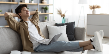 5 Benefits of Living in a Condo for Professionals